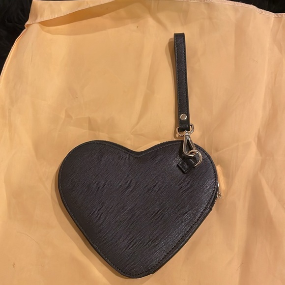 Black saffiano leather-like wristlet - Picture 2 of 7